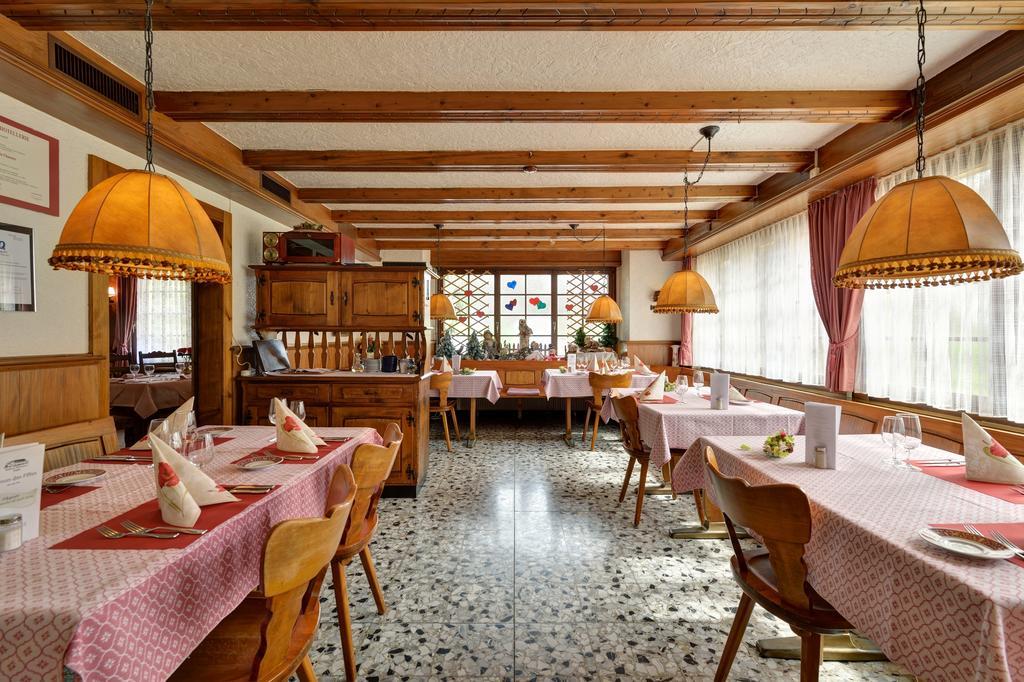 Hotel Du Chasseur Enges Eksteriør bilde